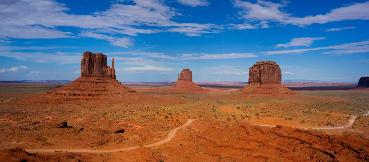 Oljato-Monument Valley
