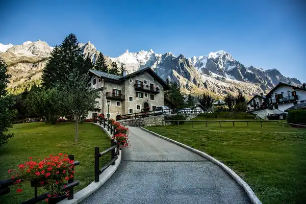 Photo of Courmayeur
