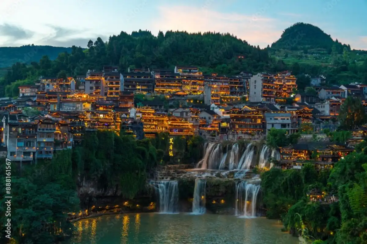 Furong Town