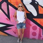 AdventuresinMomLife avatar